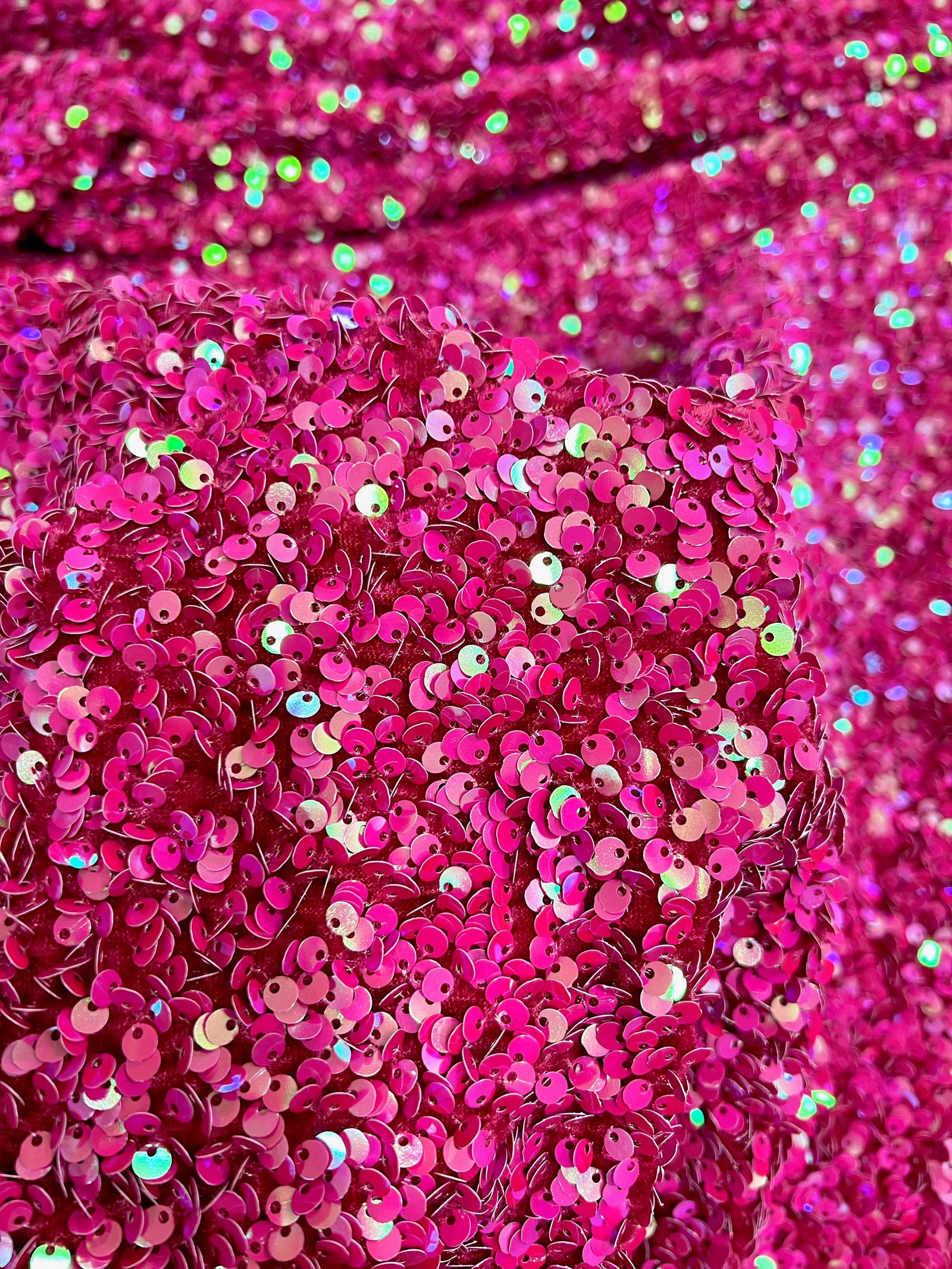 Stephanie IRIDESCENT FUCHSIA Overlap Sequins on FUCHSIA Stretch Velvet Fabric