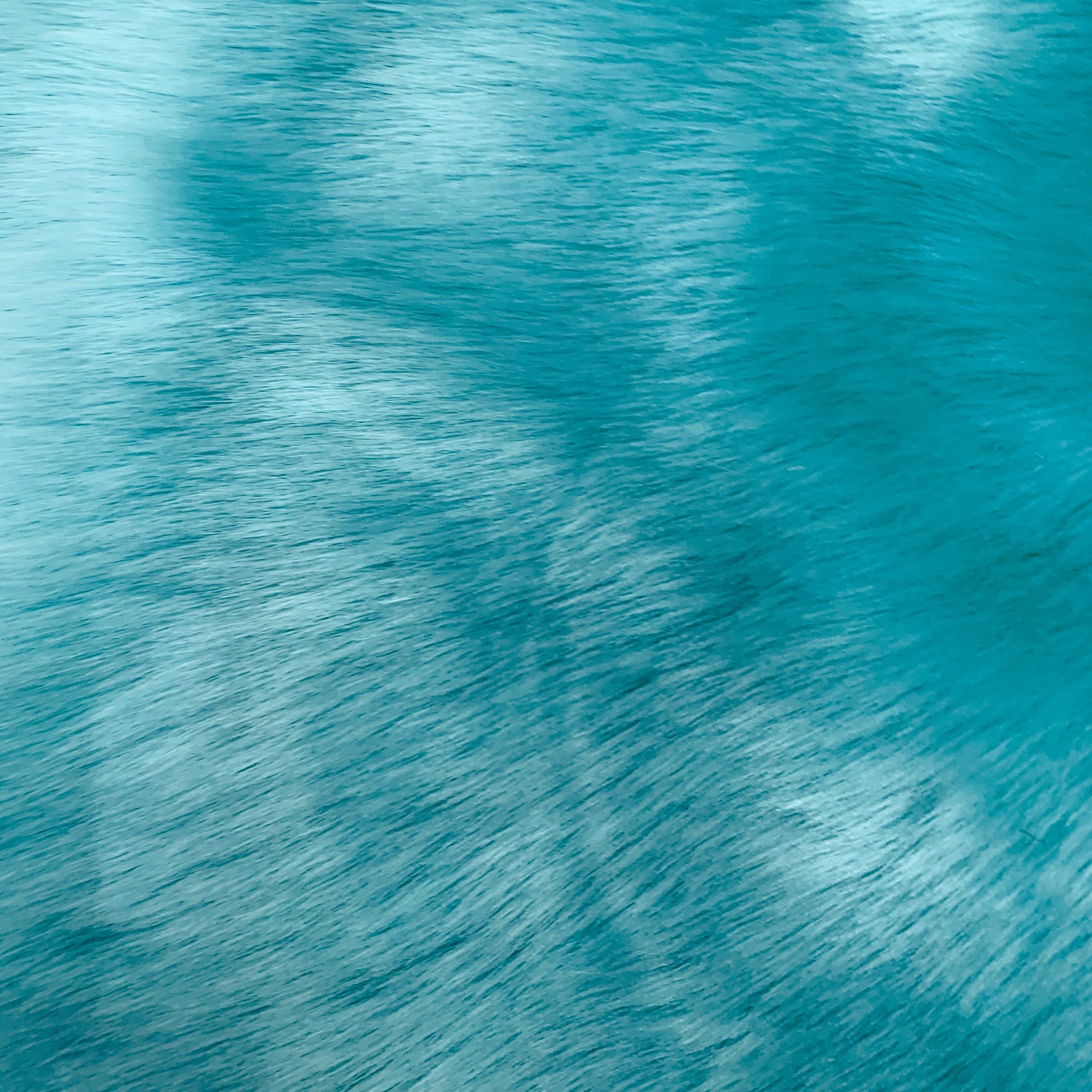 Zahra AQUA 0.75 Inch Short Pile Soft Faux Fur Fabric for Fursuit, Cosplay Costume, Photo Prop, Trim, Throw Pillow, Crafts - 10177