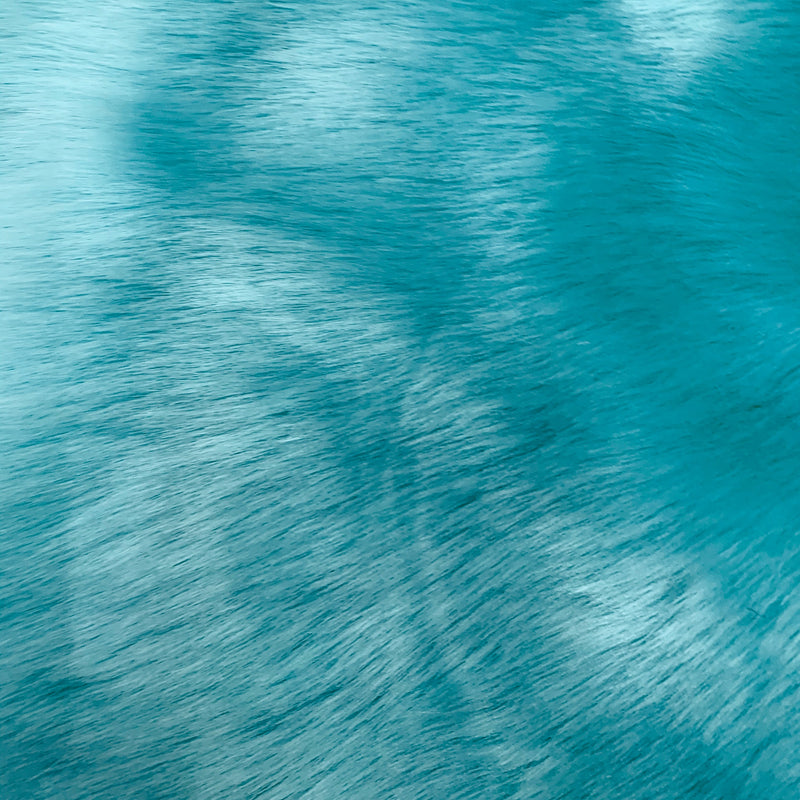 Zahra AQUA 0.75 Inch Short Pile Soft Faux Fur Fabric for Fursuit, Cosplay Costume, Photo Prop, Trim, Throw Pillow, Crafts - 10177