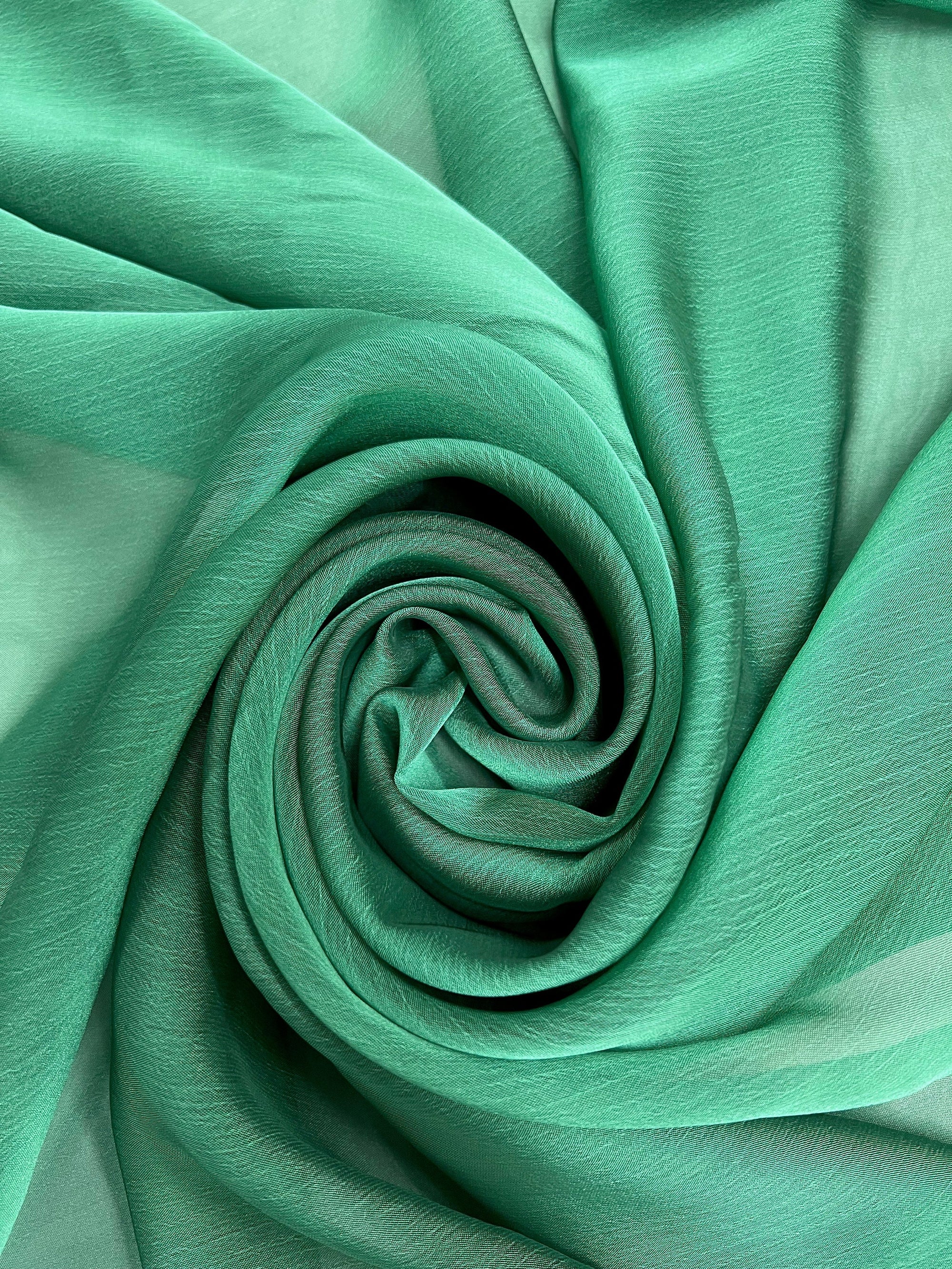 Jolene GREEN HUNTER GREEN Polyester Two-Tone Chiffon Fabric by the Yard - 10135
