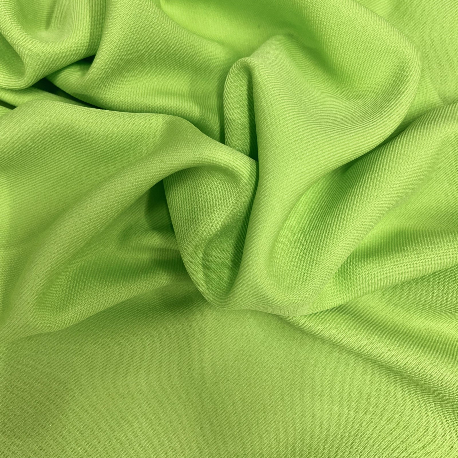 Delaney APPLE GREEN Polyester Gabardine Fabric for Skirts, Suits, Overcoats, Trousers/Slacks, Uniforms, Lining, etc.